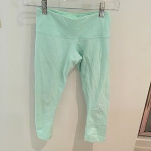 Mint green cropped leggings size 2